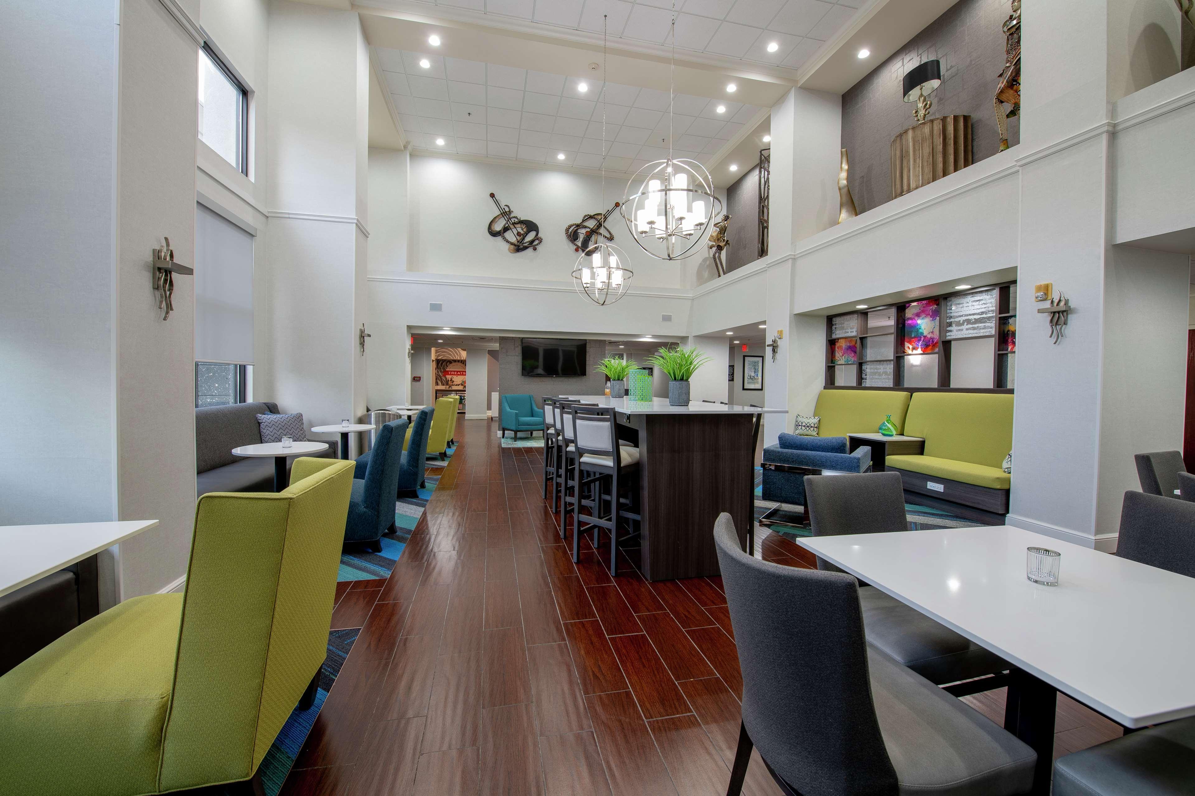 Hampton Inn And Suites Lafayette Buitenkant foto